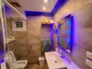 شقة فخمة في المهندسين - Cairo - 2