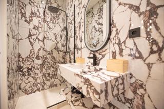 Lovely & Romantic Suite near Bastille - París - 8