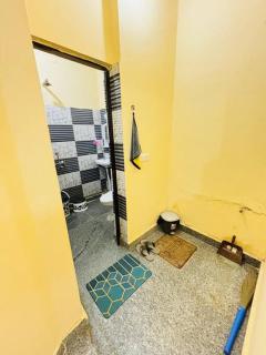 Apartment nearby madanta hospital - Gurgaon - 4