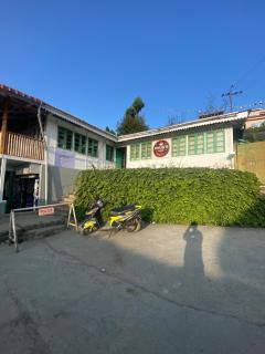 Himland House - Bomdila - 8