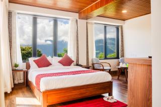 Sparrow Cherry Resort 2 min walk To MG Marg - 1