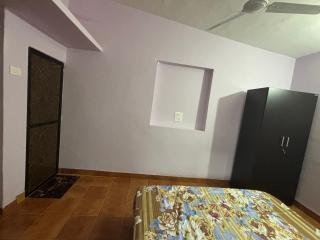 Angelina guest house, Anjuna Beach Road - 4