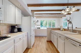 Highland Hideaway - 6