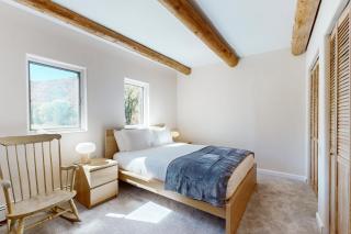 Highland Hideaway - 5