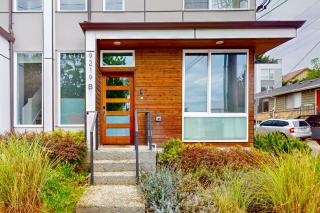 Greenwood Glimmer - Seattle - 9