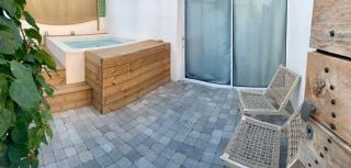 xenónas appartement avec petite piscine privée - 1