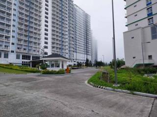 R'Holistay Cool Suites Tagaytay near SKYRANCH - Tagaytay - 1