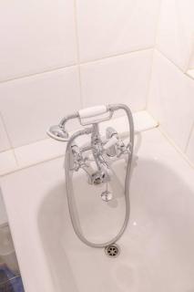 Homely 1 Bedroom Apartment in Beckton With Parking - Londra - 5