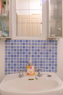 Homely 1 Bedroom Apartment in Beckton With Parking - Londra - 6