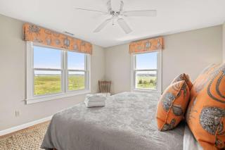 Gorgeous Architectural Waterfront Property - Eastham - 7