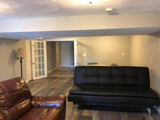 3 Bedroom Home - Lake Views on 3 Sides - Caseyville - 7