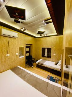 NAMO Guest House only for Indians - Varanasi - 7