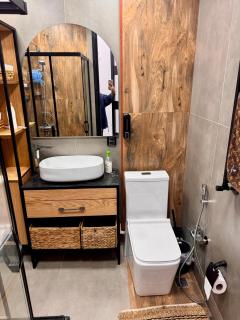 Luxury Central Baku Apartment - 3