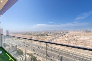 Luxurious 1-Bedroom Oasis l Binghatti Corner, JVC - Dubai - 3