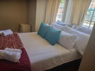 149 ROCHESTER ROAD. OBSERVATORY - 9