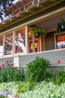 The Historic Benham-Johnston Bungalow - 1