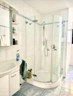 Magisches Doppelzimmer mit atemberaubender Wasserfall-Wand in Seligenstadt - Seligenstadt - 4