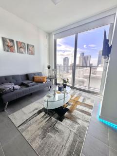 Ocean View Entire Condo In Downtown With Pool and Gym - 8