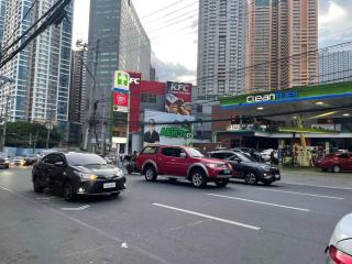 2BR tower3 Sunshine100 Pool Billiard 70 inches TV Karaoke - Manila - 1