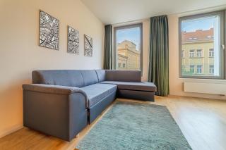 Premium Woodsy Apartment with Parking Garage by Rentez - Prague - 4