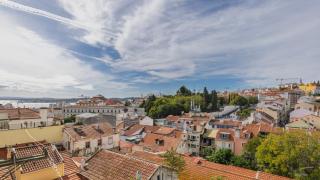 Sunny Design Apt in Praça das Flores by LovelyStay - Lisboa - 6