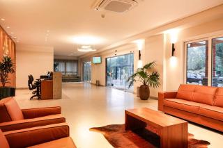 Flat NOVO com Piscina Aquecida e Sauna - Canela - 2