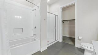 River View Oasis - 2BR Apt with Pool and Gym - San Antonio - 4