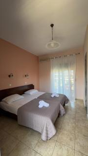 Tsipos Rooms - Stavros - 8
