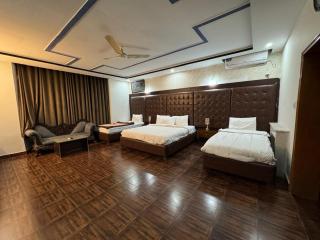 Casa Blanca Guesthouse Islamabad - Islamabad - 0