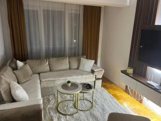 Saric LuxApartman - Kruševac - 0