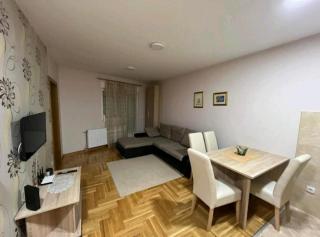 Svilar Apartmani Lux - 1