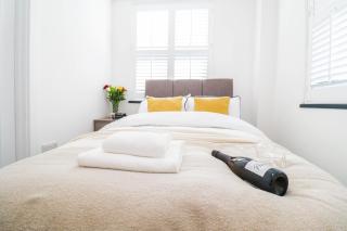 Brand New Studio Apartments - Southampton - 1