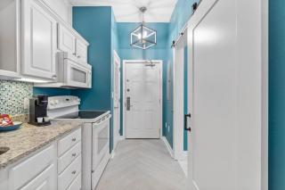 Condo 100 - The Inn At Seacrest Resort Area - Rosemary Beach - 2