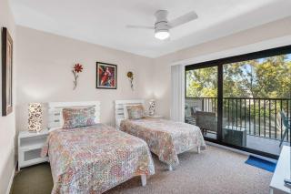 Second Floor With Lake and Fountain View - 7