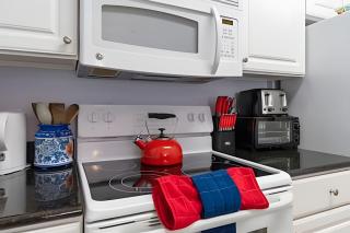 Centrally-Located 3BR Home – 10 Mins from Disney - Kissimmee - 4