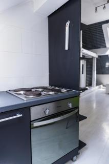 SAT modern 2-bedroom loft in city center - Belgrado - 5