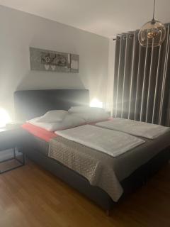 Geräumige Gästewohnung Andi im Herzen von Rastede - Küche - WLAN - Stellplatz - Rastede - 8