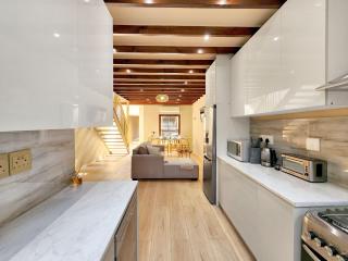 Newly renovated, City Central, Spacious and Family friendly - Kapstadt - 3