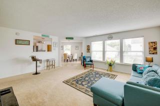 Camby Home with 3 Living Areas and Community Pool! - 7