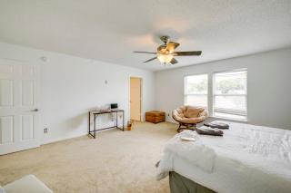 Camby Home with 3 Living Areas and Community Pool! - Plainfield - 1