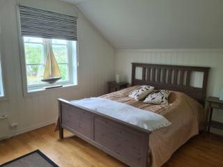 Stort landsted med egen strand - Rød - 8