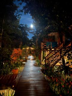 Boatique Hotel and Marina - Rio Dulce - 6