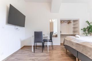 Trendy Studio near Westbahnhof with Kitchenette & Smart TV - Vienne - 9