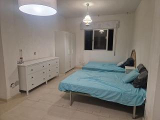 Large chalet 5 min walk to beach - 3