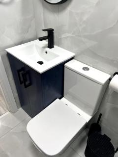 Centrally Located Double BedFlat - 6