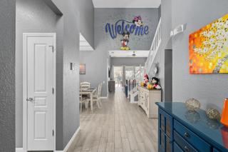 Luxury 5BR Villa Near Disney, Private Pool & Game Room - 0