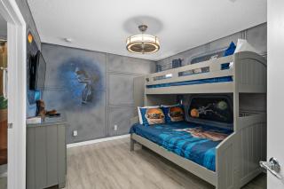 Luxury 5BR Villa Near Disney, Private Pool & Game Room - Orlando - 7