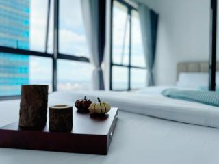 Sunsuria Forum Setia Alam Discover Your 3-Bedroom Oasis Suite - 1