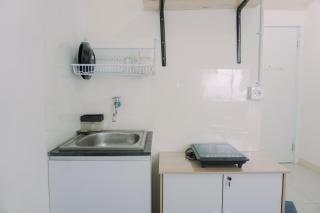 Good Deal and Nice Studio Green Pramuka City Apartment By Travelio - Jakarta - 5
