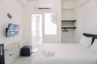 Good Deal and Nice Studio Green Pramuka City Apartment By Travelio - Jakarta - 3